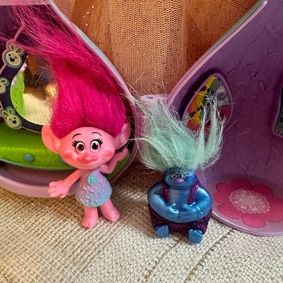DreamWorks Trolls Poppy's Stylin' Pod - Picture 4 of 6